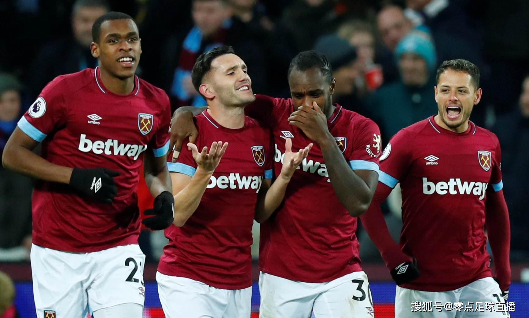 图片报：狼堡想挖多特体育总监凯尔，后者与多特合同到2027年