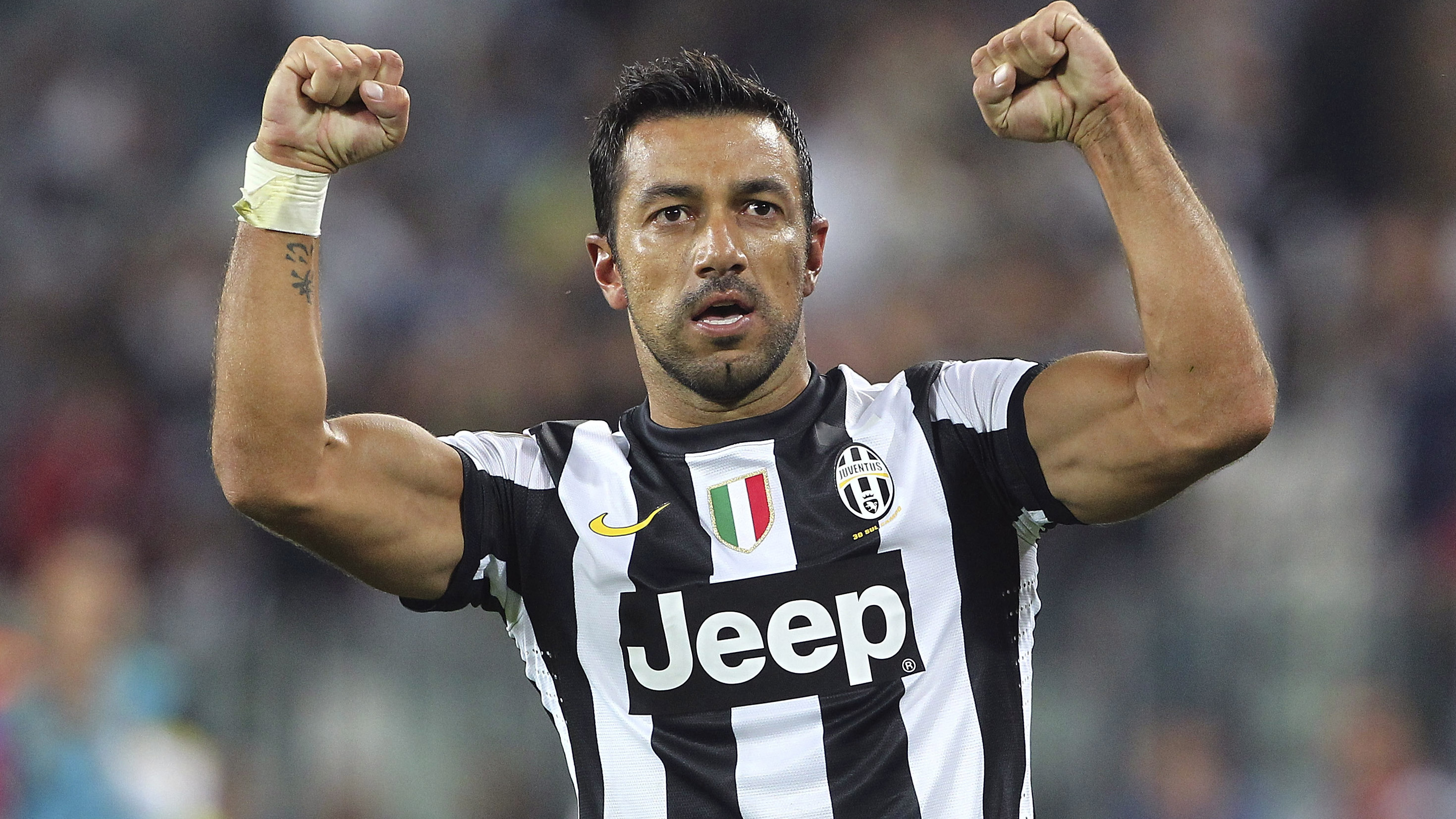 迈阿密国际4-0辛辛那提晋级四强，梅西助攻戴帽+头球破门，阿连德双响